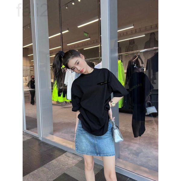 women's t-shirt designer chaopai 22 early spring new fluorescent letter printing classic version is very good to match with hands loose, White
women's t-shirt designer chaopai 22 early spring new fluorescent letter printing classic version is very good to match with hands loose, White