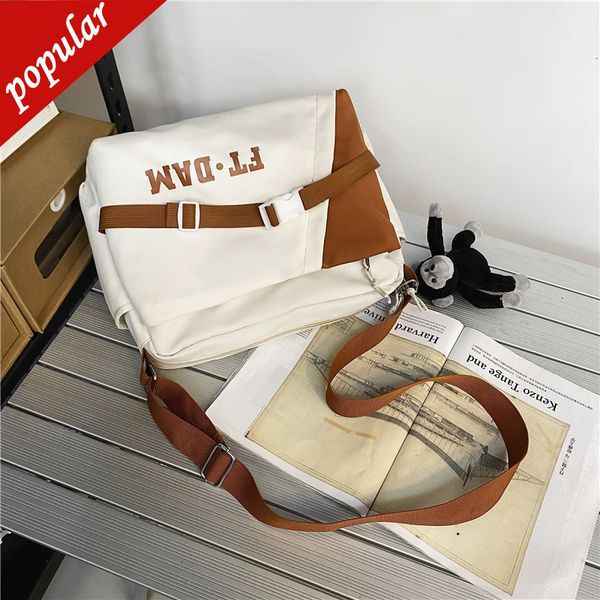 this year's popular large capacity 2022 shoulder small bag new women's fashion handbags
this year's popular large capacity 2022 shoulder small bag new women's fashion handbags