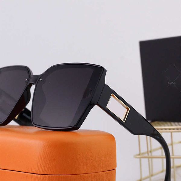 wholesale fashion designer sunglasses 6 color optional good quality goggle beach sun glasses for man woman unisex, White;black 
wholesale fashion designer sunglasses 6 color optional good quality goggle beach sun glasses for man woman unisex, White;black