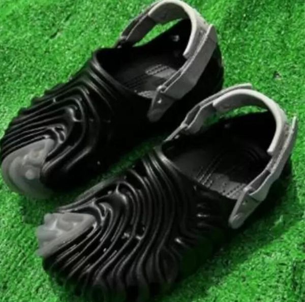 2022 men women sandals slides slippers bone resin desert sand foam runner ararat rubber west summer west grey flat slide slipper size 35-45, Black
2022 men women sandals slides slippers bone resin desert sand foam runner ararat rubber west summer west grey flat slide slipper size 35-45, Black