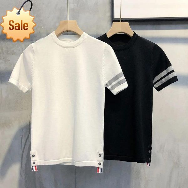 2022c factory direct sale trendy brand men's t-shirts women's summer slim fit tide silk knitwear short sleeve, White;black
2022c factory direct sale trendy brand men's t-shirts women's summer slim fit tide silk knitwear short sleeve, White;black