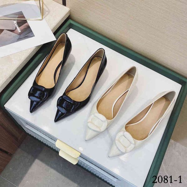 model: 2081-1 upper: layer, leather lining: sheepskin sole: rubber sole, heel height 3 e, Black
model: 2081-1 upper: layer, leather lining: sheepskin sole: rubber sole, heel height 3 e, Black