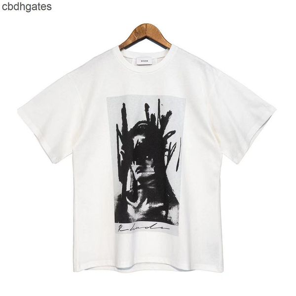 2022 mens fashion t shirt designer tshirts brand rhude graffiti portrait print loose couple short sleeve t-shirt c8l4, White;black
2022 mens fashion t shirt designer tshirts brand rhude graffiti portrait print loose couple short sleeve t-shirt c8l4, White;black