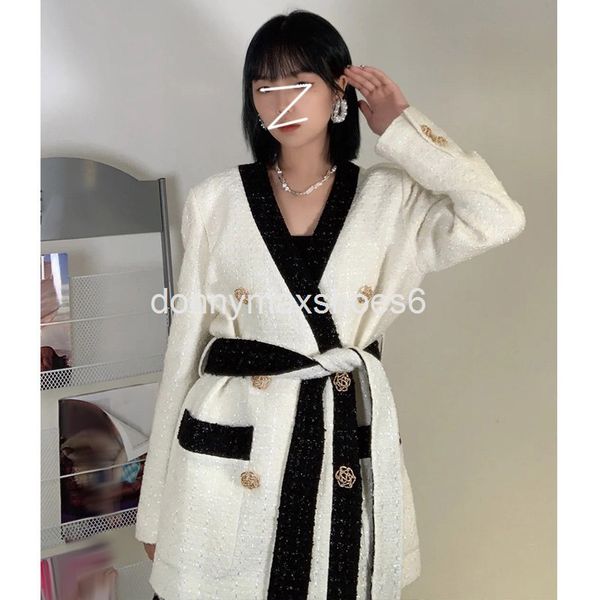 women's jackets xiaoxiangfeng bright silk tweed coat autumn and winter celebrities foreign style bandage waist closed double breasted w, Black;brown
women's jackets xiaoxiangfeng bright silk tweed coat autumn and winter celebrities foreign style bandage waist closed double breasted w, Black;brown