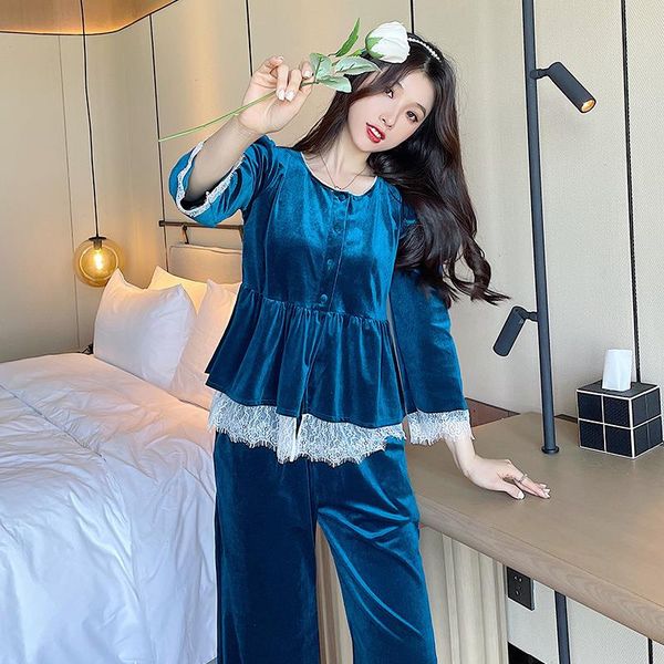 autumn glden velvet long sleeve sleepwears pajama set lace sweet keep warm sleepwear, Black;red
autumn glden velvet long sleeve sleepwears pajama set lace sweet keep warm sleepwear, Black;red