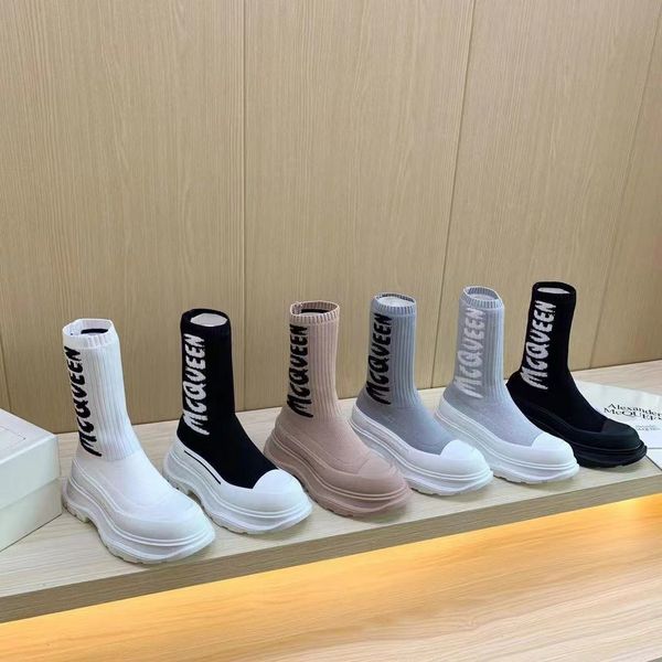autumn and winter new elastic boots op27 knitted socks women's thick sole high mid-leg martin boots slim korean version of the trend, Black
autumn and winter new elastic boots op27 knitted socks women's thick sole high mid-leg martin boots slim korean version of the trend, Black