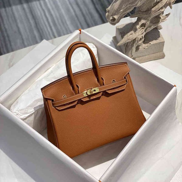 7a totes berkin bag quality womens handmade fashion women purse cowhide leather pochette clutchdesigner togo luxury designer handbags classi
7a totes berkin bag quality womens handmade fashion women purse cowhide leather pochette clutchdesigner togo luxury designer handbags classi