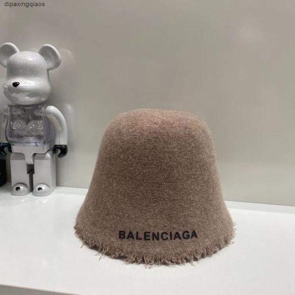 designer designer ball caps balencaigass letter paris new vintage wool tweed autumn and winter fisherman hat british bell basin women's, Blue;gray
designer designer ball caps balencaigass letter paris new vintage wool tweed autumn and winter fisherman hat british bell basin women's, Blue;gray