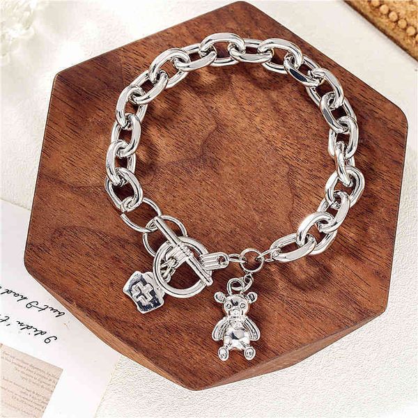 metal bracelet ins niche dign cool wind personality bear box one word buckle dark female punk bracelet, Golden;silver
metal bracelet ins niche dign cool wind personality bear box one word buckle dark female punk bracelet, Golden;silver