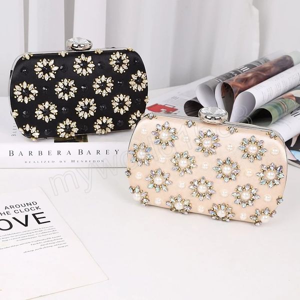 women's luxury diamond evening bag pearl handbag 2022 fashion flower bag party clutch purse
women's luxury diamond evening bag pearl handbag 2022 fashion flower bag party clutch purse