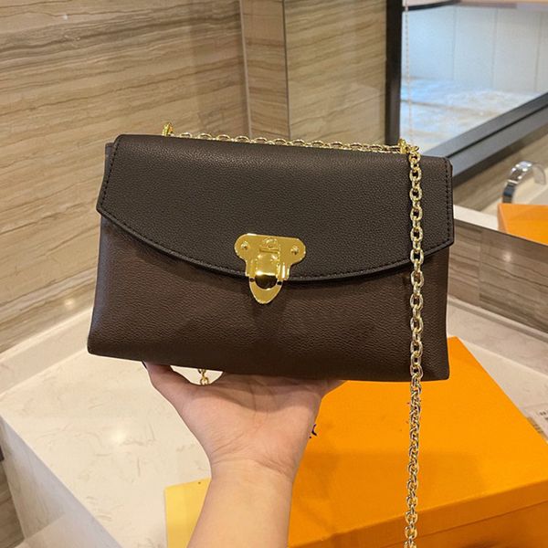 2022luxury designer brand fashion shoulder envelope bags handbags women chain letter mobile phone purse bag cross body wallet c
2022luxury designer brand fashion shoulder envelope bags handbags women chain letter mobile phone purse bag cross body wallet c