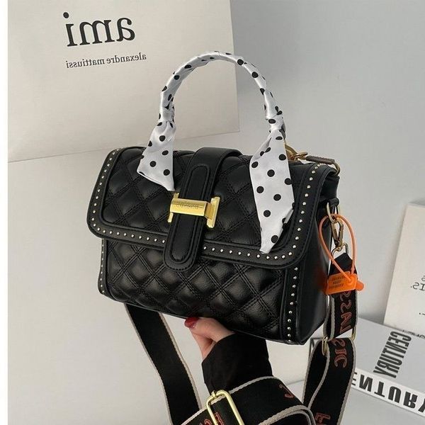 fashion ladies latest pu bag women's one shoulder portable messenger travel designer bags for women handbags wholesale
fashion ladies latest pu bag women's one shoulder portable messenger travel designer bags for women handbags wholesale