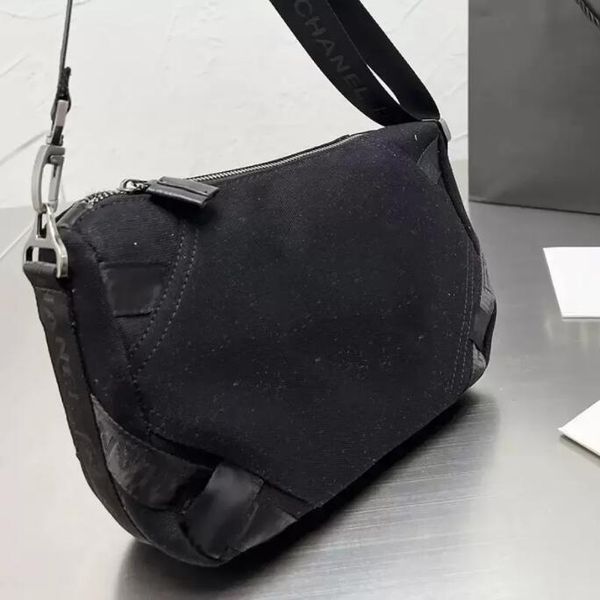 tz 28*18cm ladies luxury designer bags black canvas flap mini shoulder bag classic zipper wide straps letter corner stitching color crossbod
tz 28*18cm ladies luxury designer bags black canvas flap mini shoulder bag classic zipper wide straps letter corner stitching color crossbod