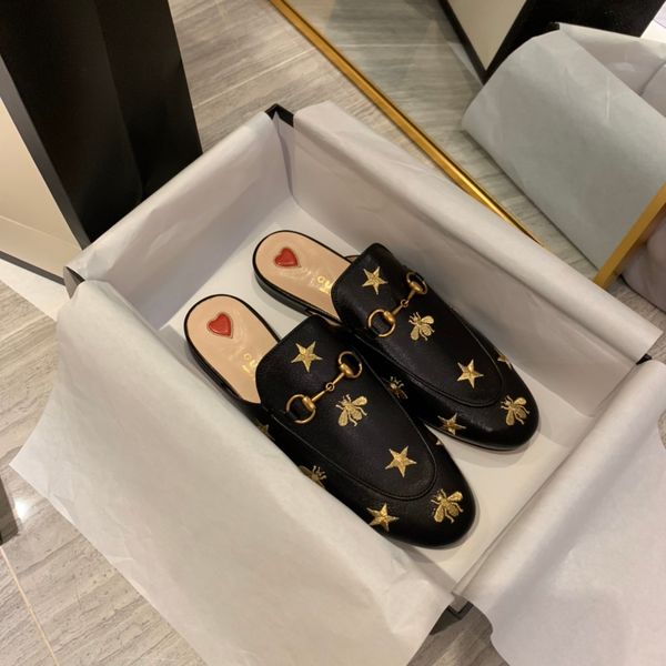 princetown leather slipper women men leather loafer outdoor shoes mules fur slippers flats designer fashion metal chain lady casual shoe, Black
princetown leather slipper women men leather loafer outdoor shoes mules fur slippers flats designer fashion metal chain lady casual shoe, Black