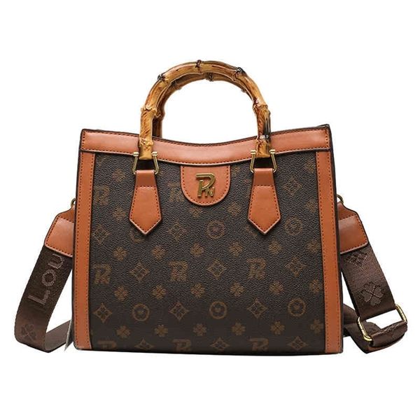 68% off hand new winter women's bag fashion atmosphere large capacity messenger tote bag
68% off hand new winter women's bag fashion atmosphere large capacity messenger tote bag
