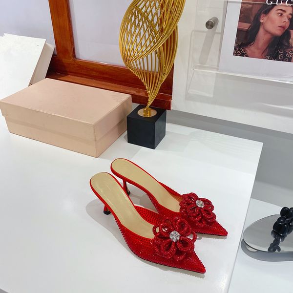 2021 summer new style sandal pointed-toe leak pearl style design rhinestone bow decoration fashion shoes high heel slippers for ladies, Black
2021 summer new style sandal pointed-toe leak pearl style design rhinestone bow decoration fashion shoes high heel slippers for ladies, Black