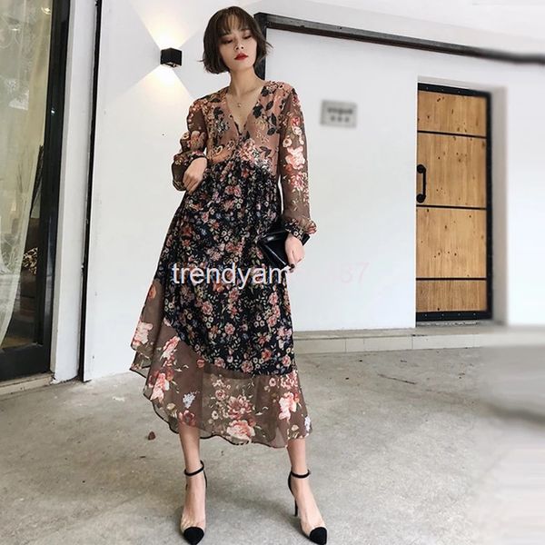 casual dresses wind printed silk ski spinning high-end dress summer broken flower holiday style fashion loose skirt, Black;gray
casual dresses wind printed silk ski spinning high-end dress summer broken flower holiday style fashion loose skirt, Black;gray