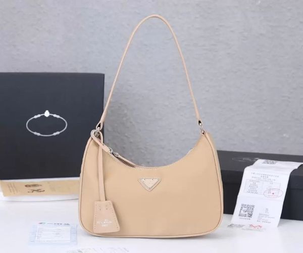luxurys designers bags tote nylon shoulder bag luxury designer women's crossbody handbag
luxurys designers bags tote nylon shoulder bag luxury designer women's crossbody handbag