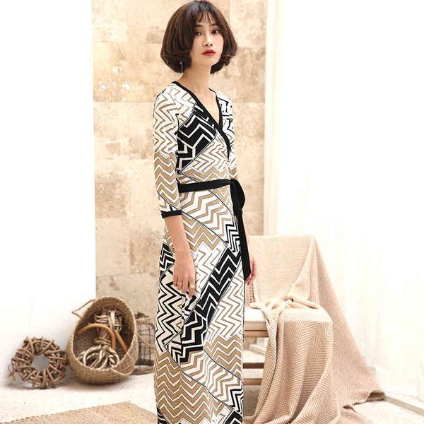 casual dresses geometric print wrap dress summer v-neck 7-sleeve hip split holiday women, Black;gray
casual dresses geometric print wrap dress summer v-neck 7-sleeve hip split holiday women, Black;gray