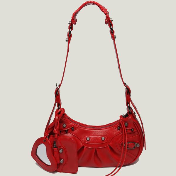 heavy locomotive bag three month tooth armpit single messenger rivet semicircle bags trendy baguette mini shoulder handbag casual
heavy locomotive bag three month tooth armpit single messenger rivet semicircle bags trendy baguette mini shoulder handbag casual