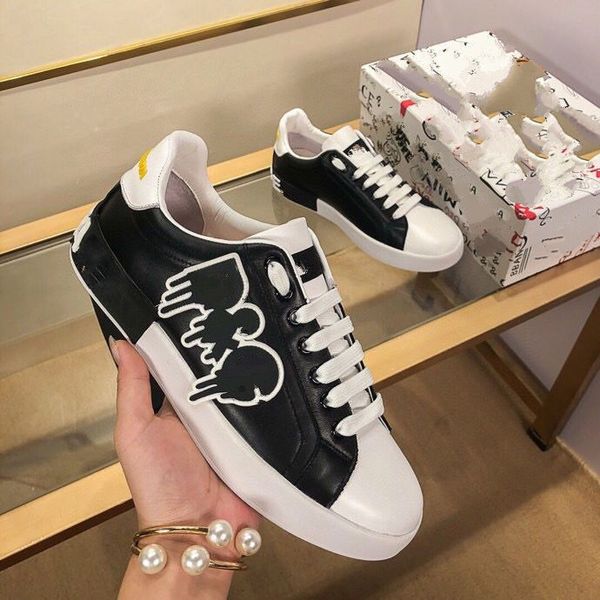streetwear men designer shoes black and white cool luxury mens casual sports shoe flat sneakers sfsdfdsfds, Red;white
streetwear men designer shoes black and white cool luxury mens casual sports shoe flat sneakers sfsdfdsfds, Red;white