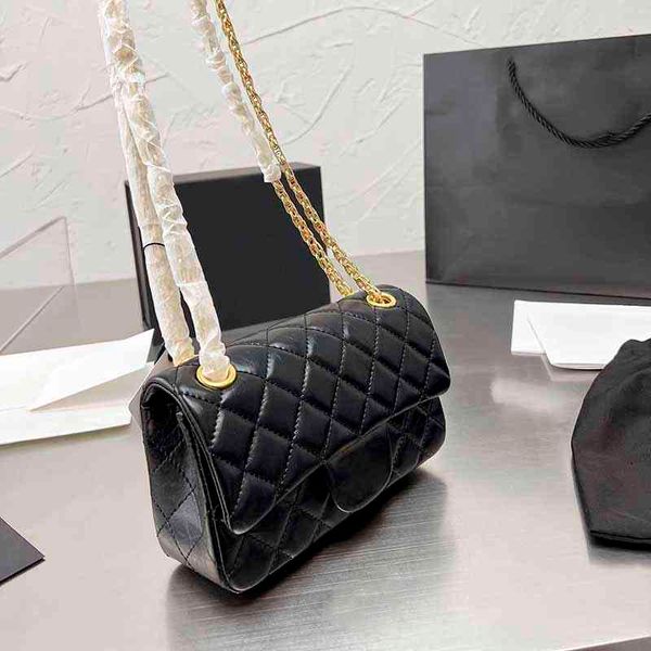 luxury 255 crossbody designer bags plain color genuine leather classic handbags timeless diamond quilted shoulder bag flap mini golden metal
luxury 255 crossbody designer bags plain color genuine leather classic handbags timeless diamond quilted shoulder bag flap mini golden metal