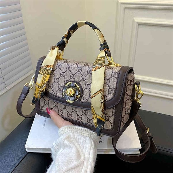 68% off soft hand women's fashion printed single shoulder messenger bag foreign style silk scarf new small square bag
68% off soft hand women's fashion printed single shoulder messenger bag foreign style silk scarf new small square bag