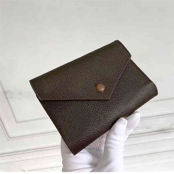 gbg hl m41938 victorine purses with box leather multicolor coin purse mini short wallets foldable key coins card holder case accessoires wal, Red;black
gbg hl m41938 victorine purses with box leather multicolor coin purse mini short wallets foldable key coins card holder case accessoires wal, Red;black