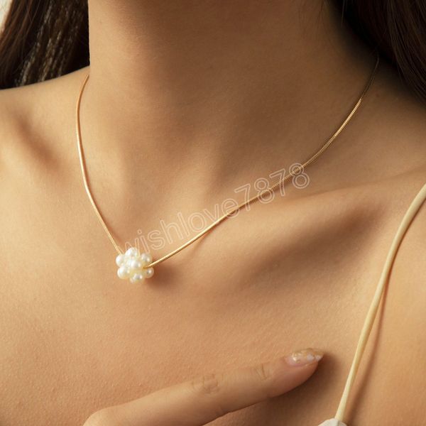 boho elegant imitation pearl flower pendant necklace ladies retro simple fashion clavicle necklaces girl jewelry, Silver
boho elegant imitation pearl flower pendant necklace ladies retro simple fashion clavicle necklaces girl jewelry, Silver