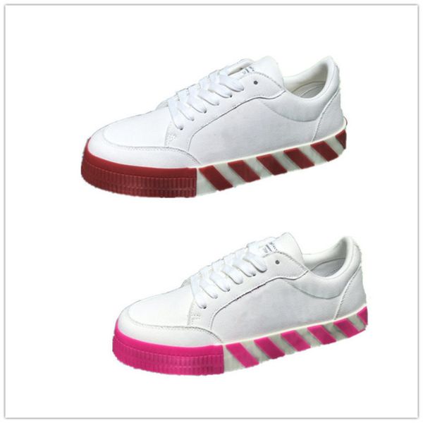 outdoor flat casual shoes men's low vulcanized sneakers black arrow patch white diagonal stripe rubber lace up sneakers
outdoor flat casual shoes men's low vulcanized sneakers black arrow patch white diagonal stripe rubber lace up sneakers