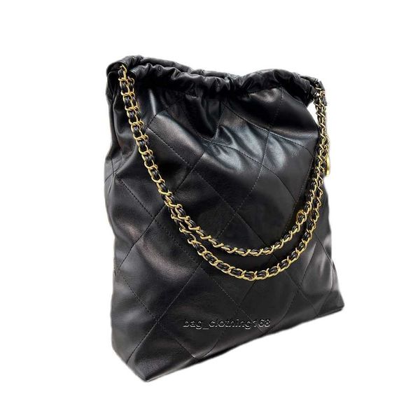 messenger bag reusable tote bags utility shoulder bags designer diamond pattern gold-tone metal chain 22 handbag for women versatile handbag
messenger bag reusable tote bags utility shoulder bags designer diamond pattern gold-tone metal chain 22 handbag for women versatile handbag