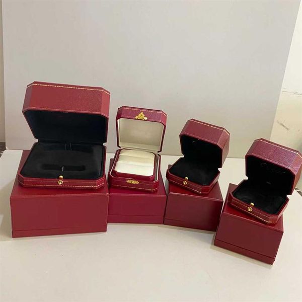 2021 packing ring necklace bracelet for jewelry gift have correct stamp ps4879233j, Black;white
2021 packing ring necklace bracelet for jewelry gift have correct stamp ps4879233j, Black;white