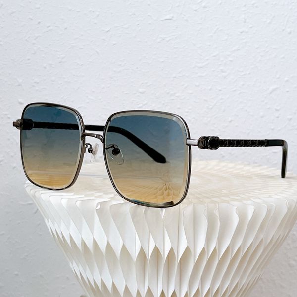 ch7323 square sunglasses splicing leg frame glasses men's and women's sunglass retro glasses, White;black
ch7323 square sunglasses splicing leg frame glasses men's and women's sunglass retro glasses, White;black