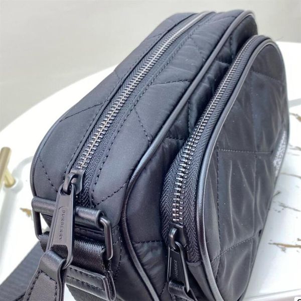 awe designer black messenger bag men's nylon camera bag fashion men's and women's shoulder276o
awe designer black messenger bag men's nylon camera bag fashion men's and women's shoulder276o