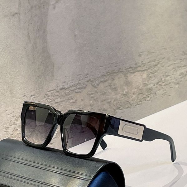 womens sunglasses for women men sun glasses mens su fashion style protects eyes uv400 lens with case, White;black
womens sunglasses for women men sun glasses mens su fashion style protects eyes uv400 lens with case, White;black