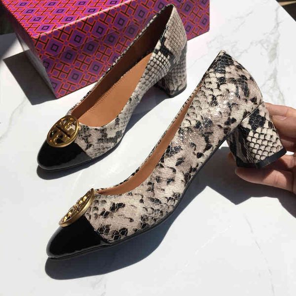 dress shoes spring sheepskin tb color matching high-heeled women's shoes round head thick heel snake pattern shallow mouth single shoe, Black
dress shoes spring sheepskin tb color matching high-heeled women's shoes round head thick heel snake pattern shallow mouth single shoe, Black