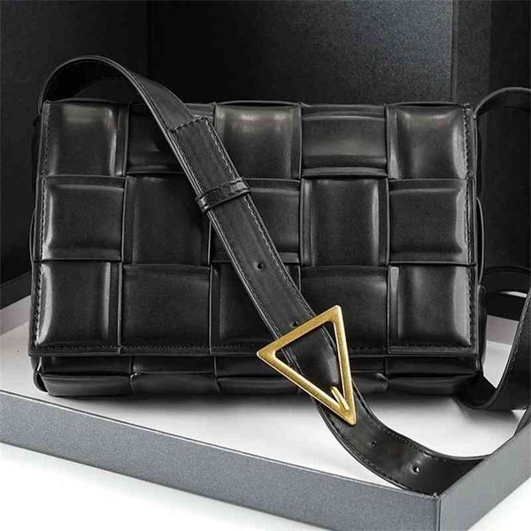 brand handbags venetas's designer bag bottegass leather cow female 2022 star same single shoulder european and american style woven dia
brand handbags venetas's designer bag bottegass leather cow female 2022 star same single shoulder european and american style woven dia