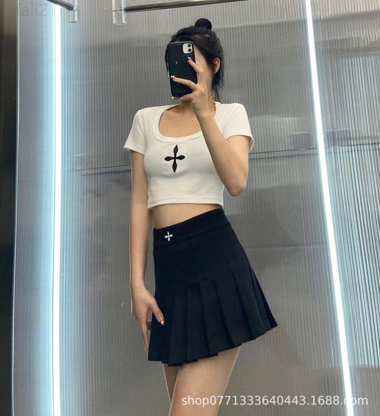 women's t-shirt designer 2022 summer new leather cross pattern square neck exposed navel slim fit short sleeved t-shirt 5el7, White
women's t-shirt designer 2022 summer new leather cross pattern square neck exposed navel slim fit short sleeved t-shirt 5el7, White