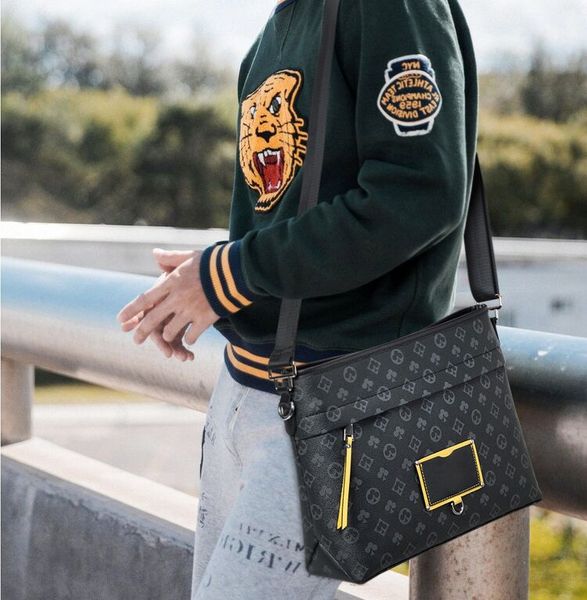 mens designers 3 pcs sets crossbody bag wallets leather fashion patchwork new men handbag shoulder bags designer handbags bags wallet phone
mens designers 3 pcs sets crossbody bag wallets leather fashion patchwork new men handbag shoulder bags designer handbags bags wallet phone