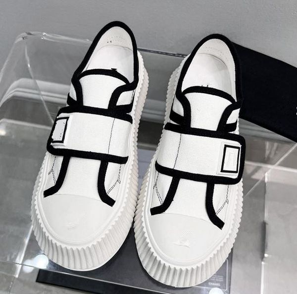 2022 luxury biscuit thick-soled women's canvas shoes color-blocking breathable retro mary jane women leisure vacation ladies sports sne, Black
2022 luxury biscuit thick-soled women's canvas shoes color-blocking breathable retro mary jane women leisure vacation ladies sports sne, Black