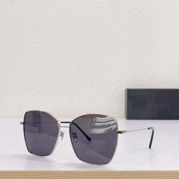 sunglasses for women summer 0196 style anti-ultraviolet retro plate full frame fashion eyeglasses random box 0196sa, White;black
sunglasses for women summer 0196 style anti-ultraviolet retro plate full frame fashion eyeglasses random box 0196sa, White;black