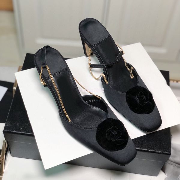 sandals summer camellia flower square head sandals women's elegant one-line belt chain thick heel temperament high heels, Black
sandals summer camellia flower square head sandals women's elegant one-line belt chain thick heel temperament high heels, Black