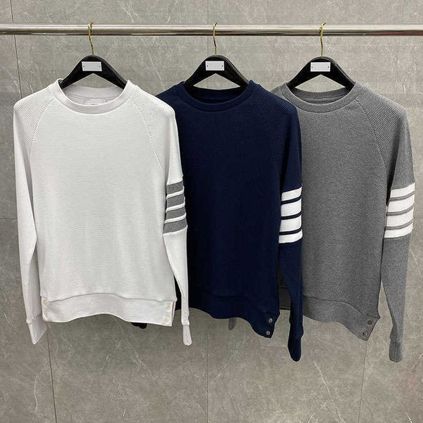 2022 fashion designer tb-thom fall winter hoodie crew neck sweater three waffle pullover loose couple, Black
2022 fashion designer tb-thom fall winter hoodie crew neck sweater three waffle pullover loose couple, Black