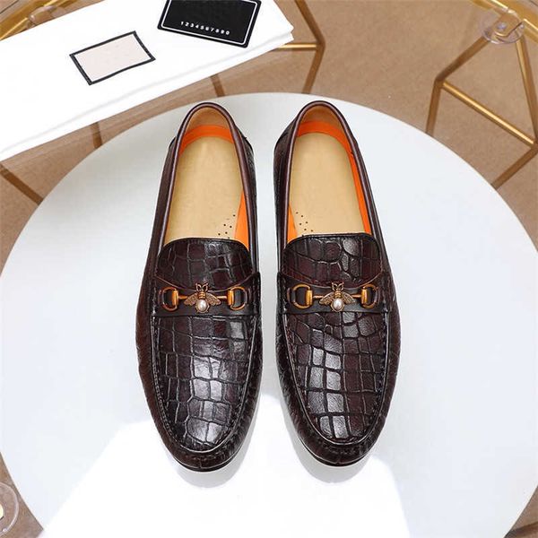 mules men leather shoes wedding party loafers genuine leather stylist shoes metal chain princetown men flats casual sneakers with box, Black
mules men leather shoes wedding party loafers genuine leather stylist shoes metal chain princetown men flats casual sneakers with box, Black
