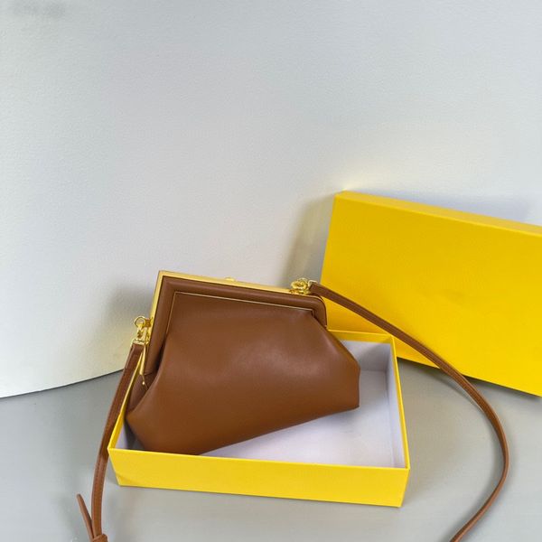 new high qulity bags classic womens handbags ladies composite tote pvc leather clutch shoulder bag female purse
new high qulity bags classic womens handbags ladies composite tote pvc leather clutch shoulder bag female purse