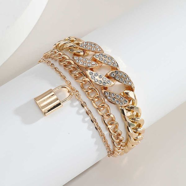 thick metal hip hop women's bracelet, basic cuban punk multi-layer chain, new trend, retro gothic jewelry, europe and america, Golden;silver
thick metal hip hop women's bracelet, basic cuban punk multi-layer chain, new trend, retro gothic jewelry, europe and america, Golden;silver