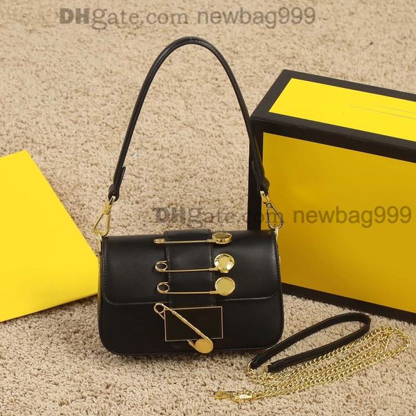 luxury designer cowhide leather shoulder bags women tote purse woman charming classic design fashion high-quality crossbody bag lady handbag
luxury designer cowhide leather shoulder bags women tote purse woman charming classic design fashion high-quality crossbody bag lady handbag