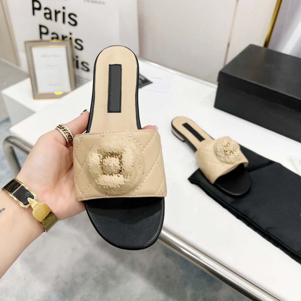 c luxury women's designer slipper designer sandals beach slippers fashion shoe size eu 35-41,16, Black
c luxury women's designer slipper designer sandals beach slippers fashion shoe size eu 35-41,16, Black