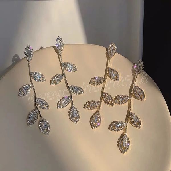 flashing zircon tassel maple leaf earrings for women long korean dangle earrings outgoing summer spring jewelry, Silver
flashing zircon tassel maple leaf earrings for women long korean dangle earrings outgoing summer spring jewelry, Silver