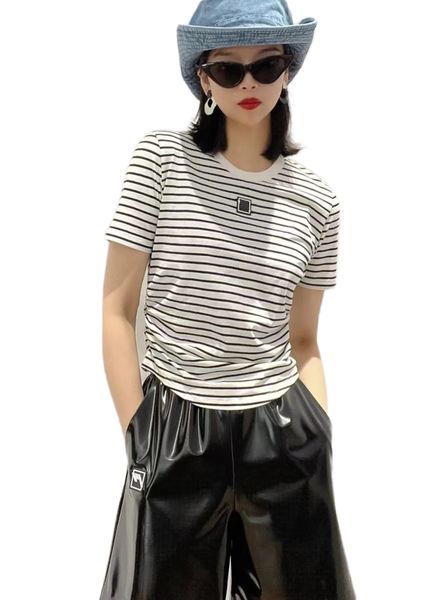 luxury designer women's ins t-shirts letter print festival clothing oversized fashion blouses 2022 tshirt summer tee shirt, White
luxury designer women's ins t-shirts letter print festival clothing oversized fashion blouses 2022 tshirt summer tee shirt, White